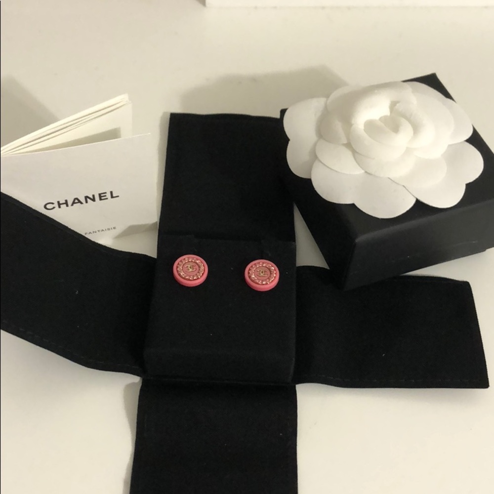 Chanel pink earrings